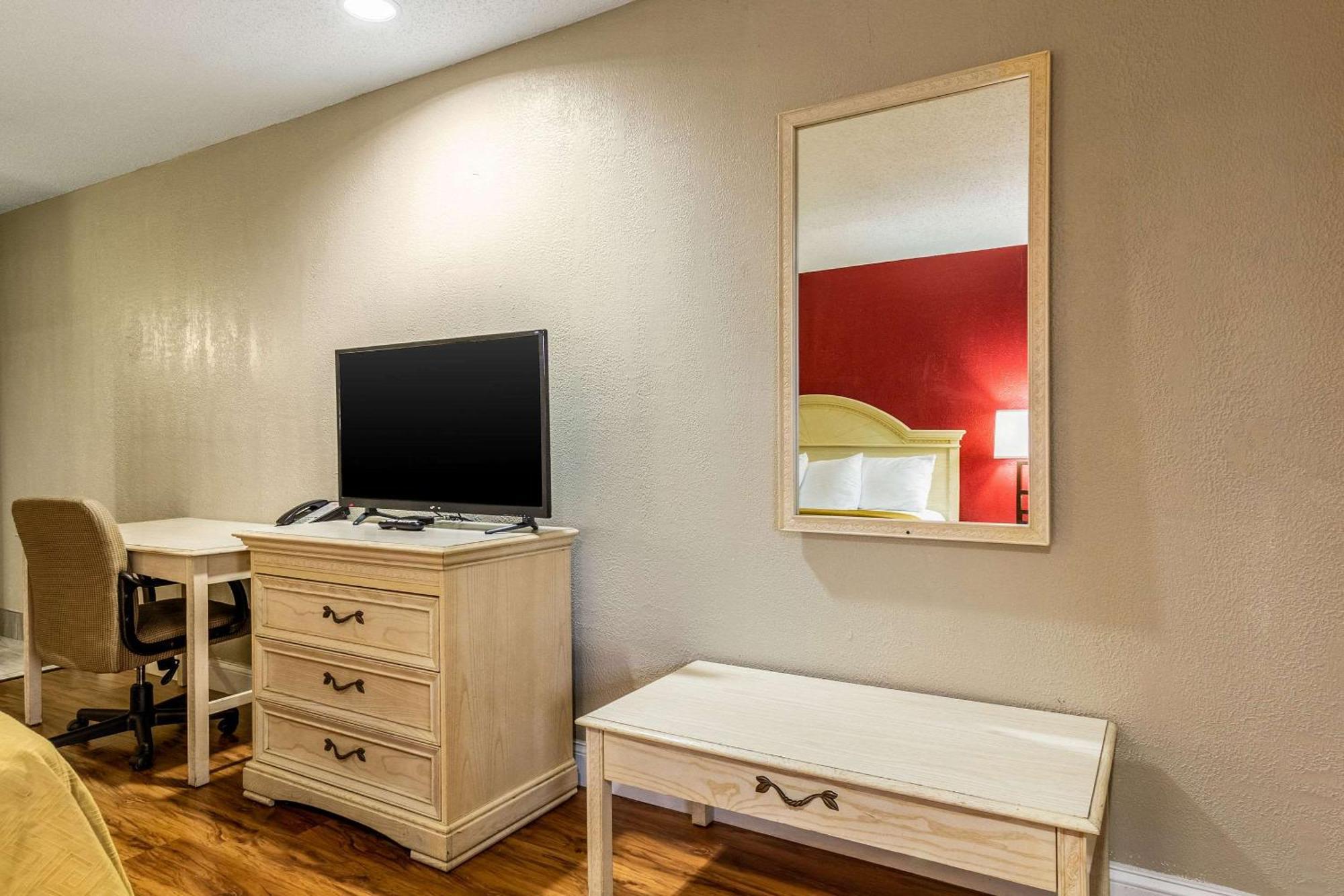 Econo Lodge Berea Εξωτερικό φωτογραφία