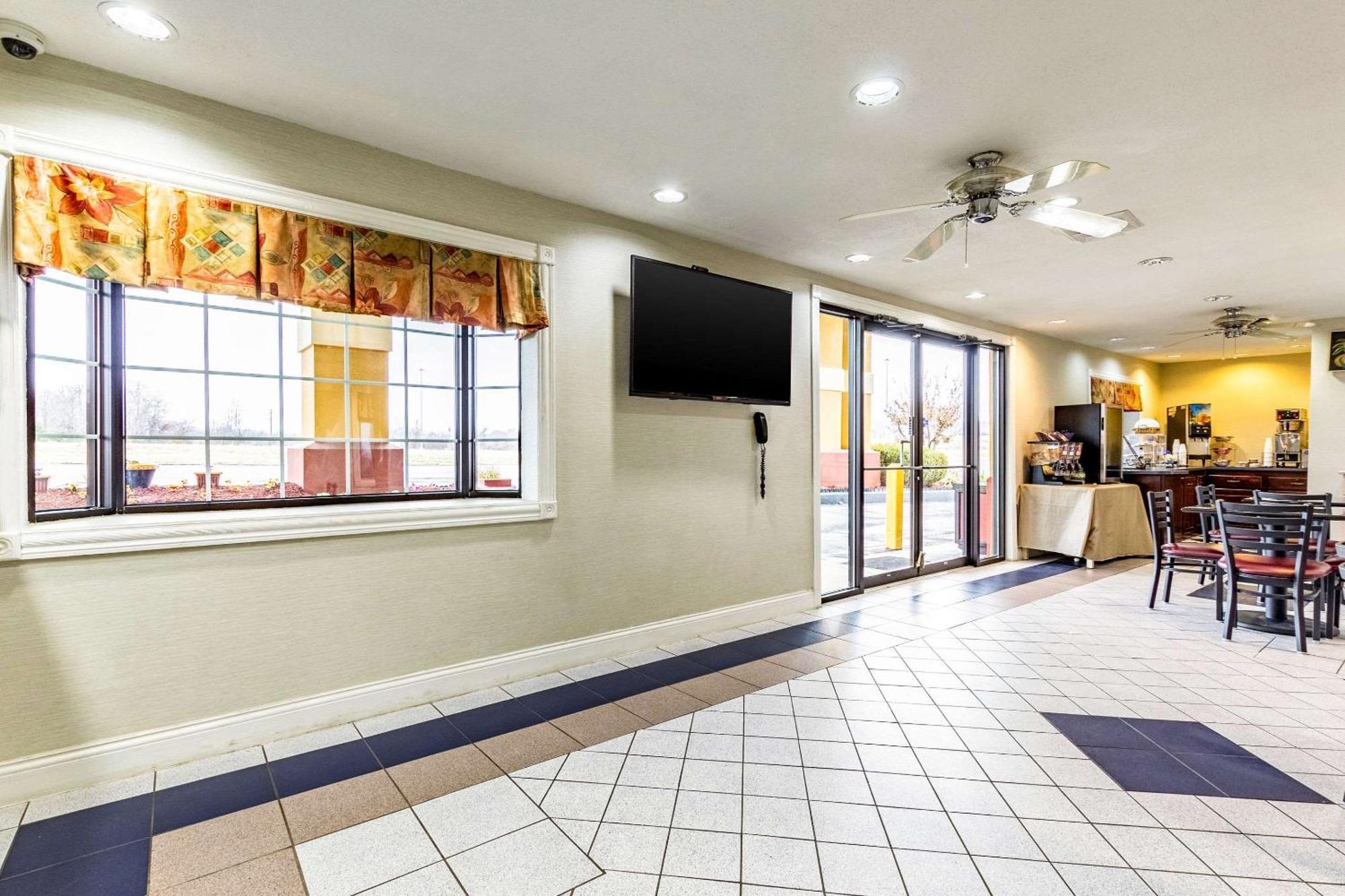 Econo Lodge Berea Εξωτερικό φωτογραφία